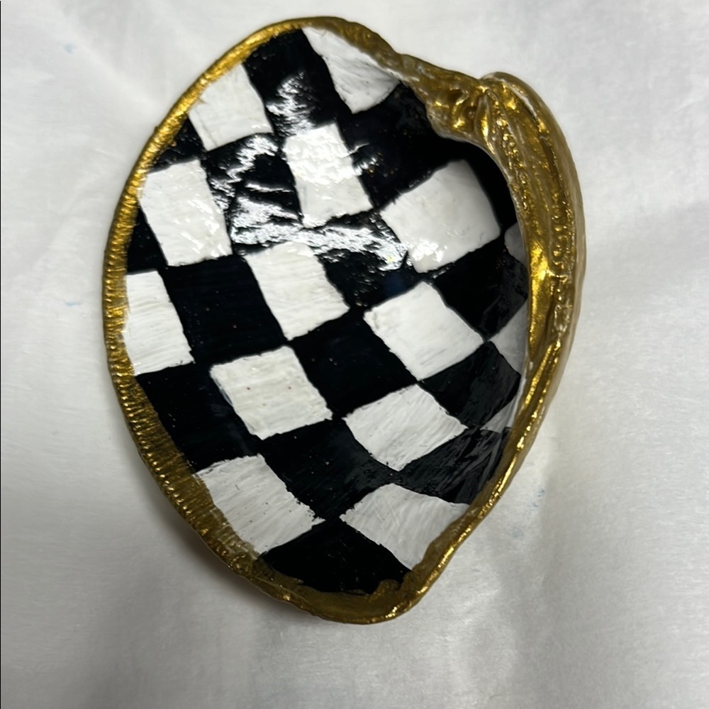 Handcrafted  Royal Check Trinket Shell Dish - Picture 4 of 9